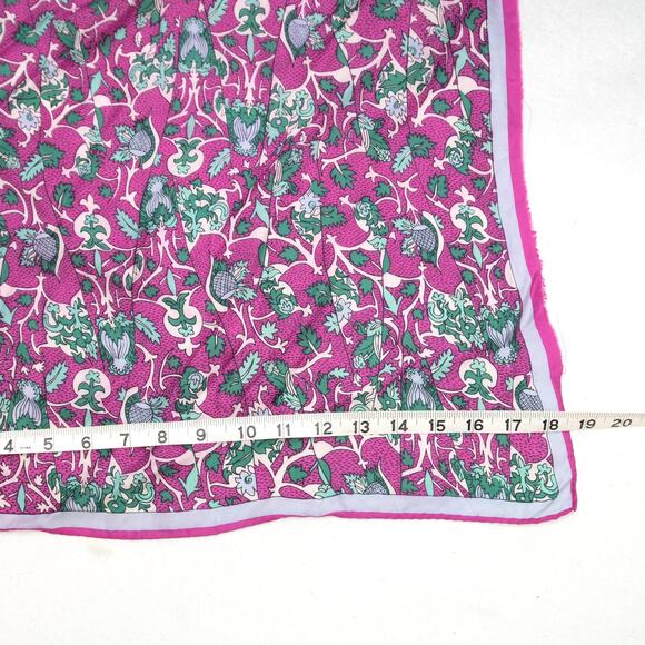 Vera Neumann 100% Silk Square Scarf - Picture 5 of 8